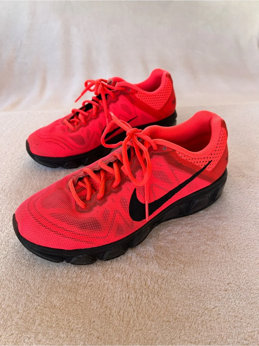 NIKE AIR MAX TAILWIND RUNNING SNEAKERS SIZE 8.5 BRIGHT ORANGE PINK